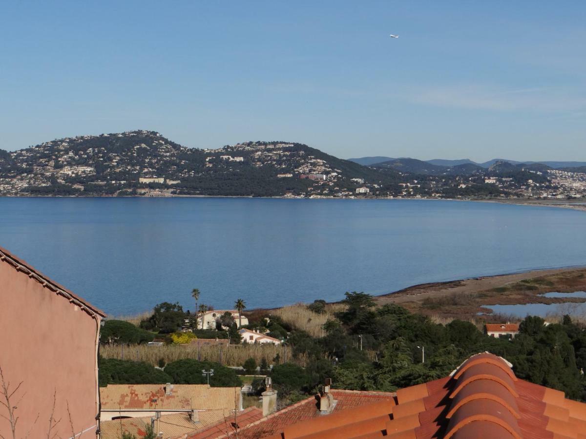 Appartement Vue Mer, Presqu'Il De Giens 耶尔 外观 照片